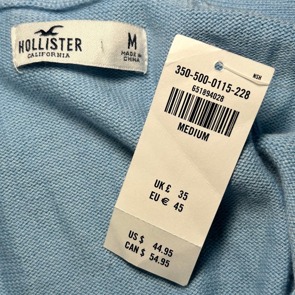 NWT Hollister Blue Floral Print V Neck Button Front Cardigan Sweater Medium - Picture 5 of 7